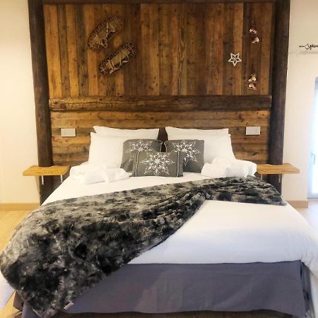 Domus Apartments Aosta Eksteriør billede